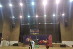 湖南长沙岳麓实验中学体育馆成功应用其摩登7线阵音箱