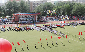 摩登7案例-重庆人和小学体育场